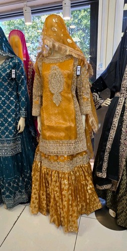 Women ladies pakistani - ladies,