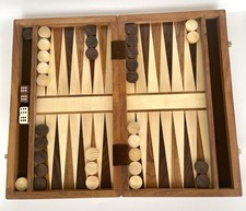 Back Gammon Set Wooden Handmade Folding Beautifully Made RRP £115