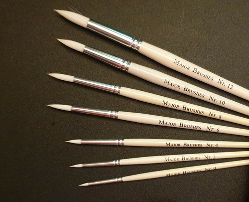 Fine white synthetic - fine, sable