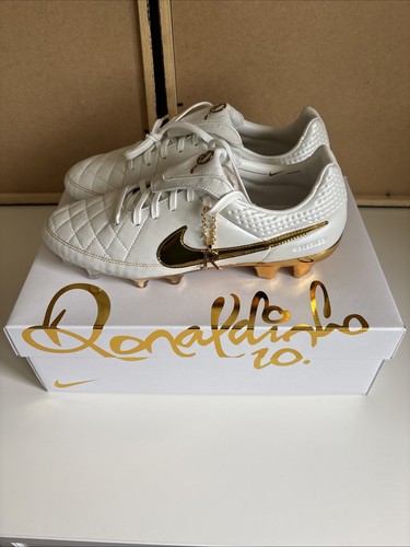 Ronaldinho tiempo legend rgn - tiempo,