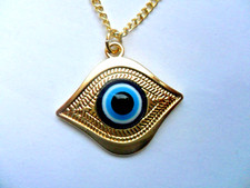 Unusual Evil Eye   Pendant and Chain Necklace g