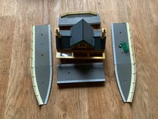 Hornby OO Gauge 1/76 R502-010 Booking Hall Building platform Model Railway