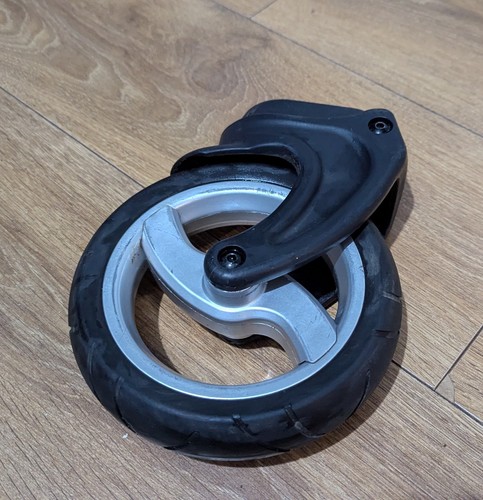 Front right wheel replacement - front,