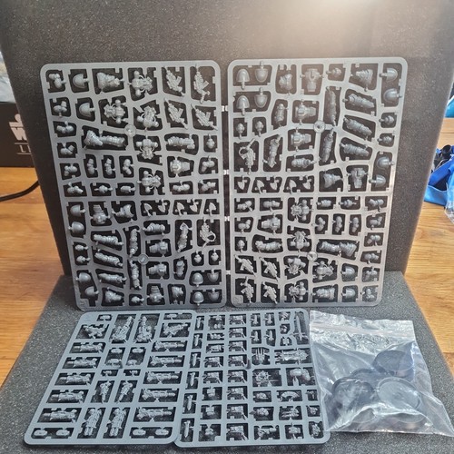 Horus heresy legiones astartes - horus,