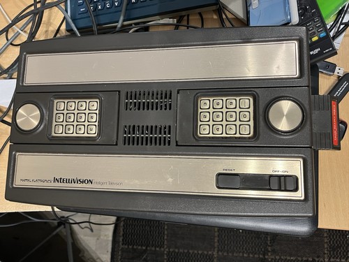 Mattel intellivision 19 - mattel, &