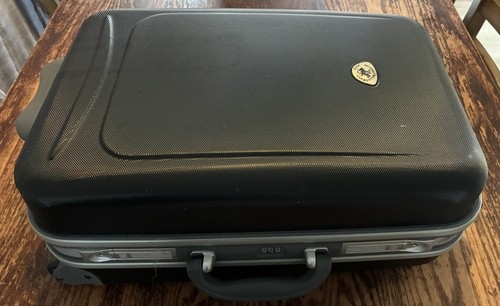 Black cabin suitcase beverly - black,