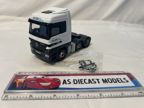 Corgi modern truck mercedes - modern,