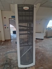 Data server cabinet