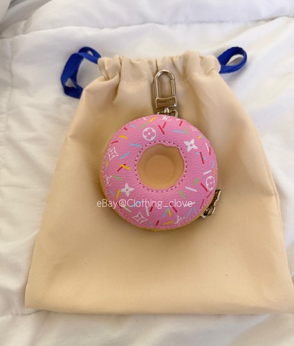 Louis vuitton monogram - louis, lv