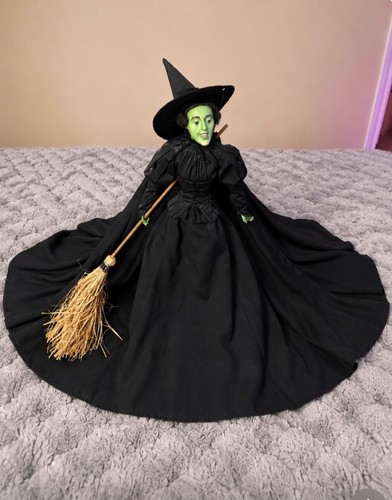 Wizard wicked witch of - wizard,