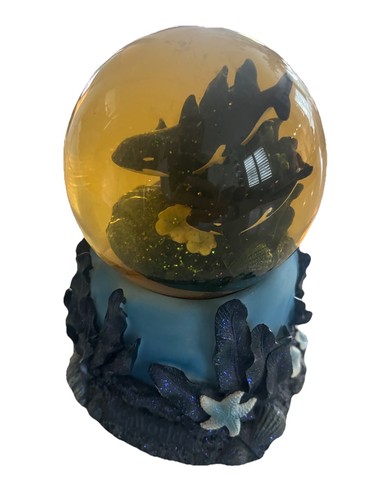 Sea world snow globe orcas - world,