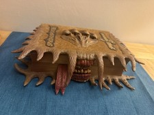 Harry Potter Monster Book Of