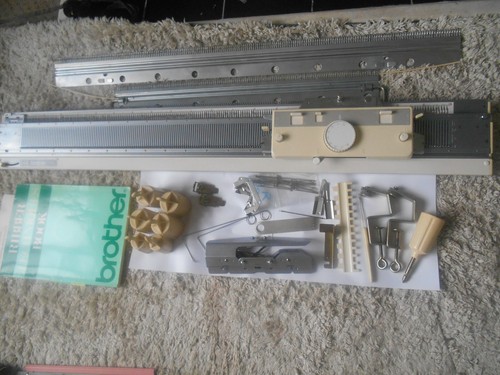 Brother kr850 knitting machine - brother,