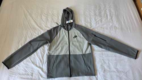 Nike tech fleece hoodie - tech,