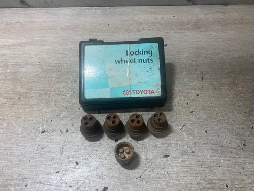 2002 toyota yaris - 2002,