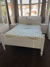 Beautiful wooden queen - wooden,