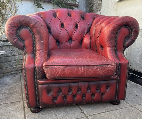 Chesterfield leather armchair - chesterfield,
