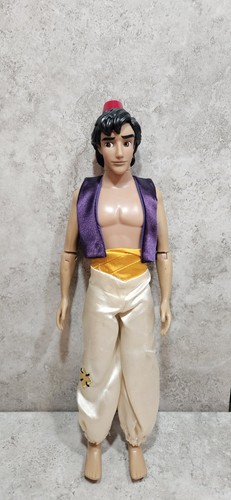 Disney store aladdin classic - disney,