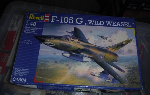 Revell 105g wild weasel - f-105g, weasel"