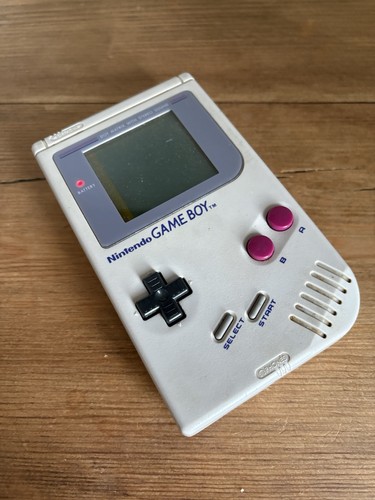 Vintage nintendo game - vintage, boy