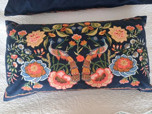 Velvet bird embroidered - velvet,