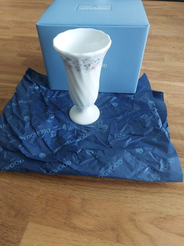 Wedgewood vase - wedgewood,