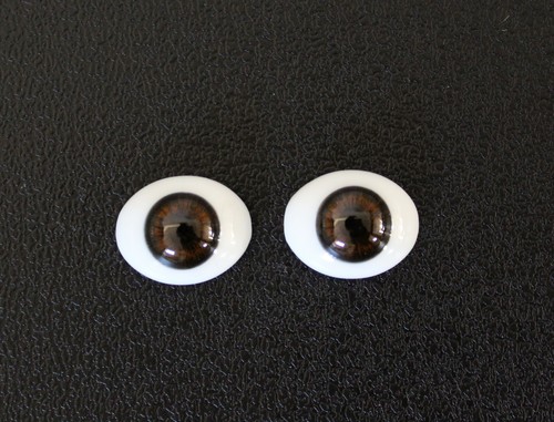 Solid glass eyes - oval, flat