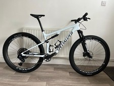 Specialized Epic Expert Carbon Wheels Frame Size L . 