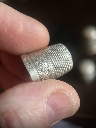 Lovely antique silver thimble - antique,