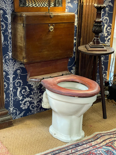 Shanks antique lavatory - &,