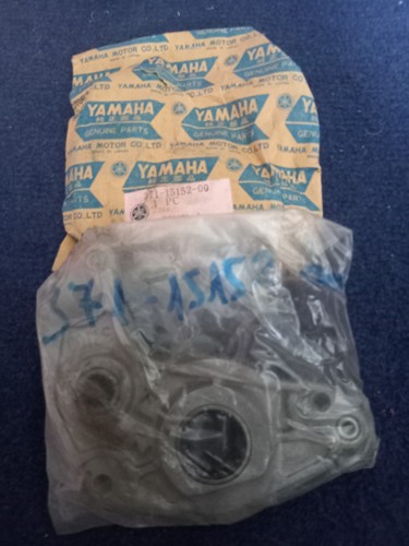 Yamaha contact breaker - breaker, shaft