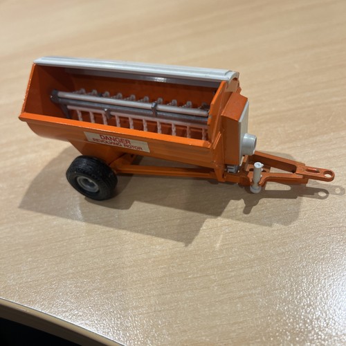 Vintage 1980 britains howards - vintage, "howards