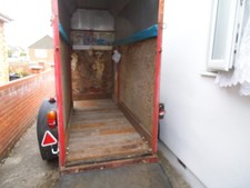 horse box trailer - spares/repair - Project cheap bargain COLLECTION ONLY