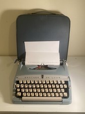 Brother De Luxe Portable Typewriter 1960s Vintage