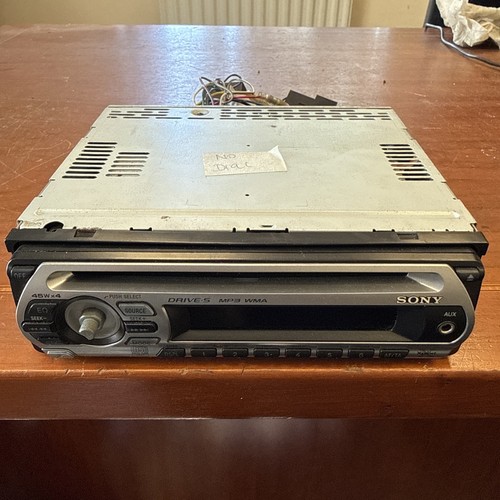 Sony stereo head unit - cd, &