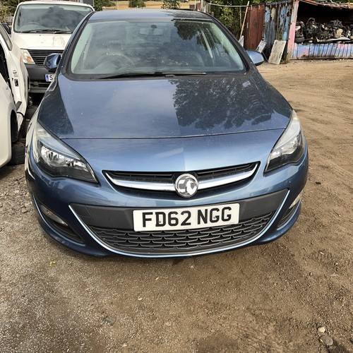 2013 vauxhall astra blue - vauxhall, 1.6
