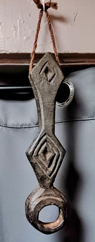 001 vintage nepalese ghurra - 001,