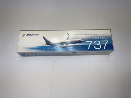 Boeing 200 737 900 - 737-900, house
