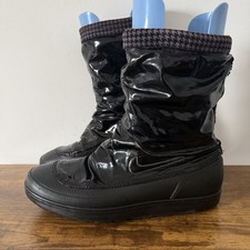 Women’s Nike Aegina Mid ACG
