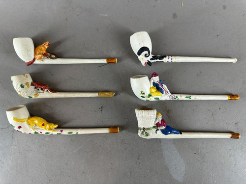 Pipe lot figural clay - lot,
