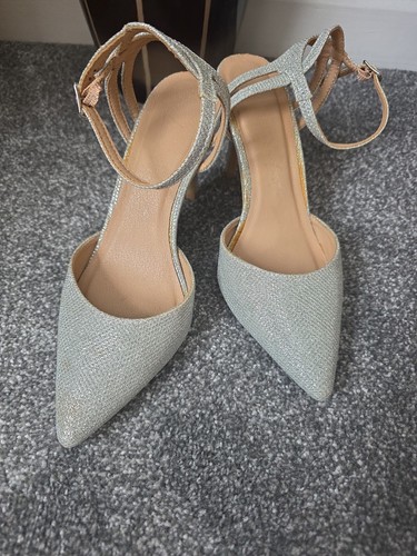 Womens new look - new,