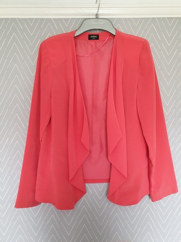 Oasis coral waterfall occasion - coral,