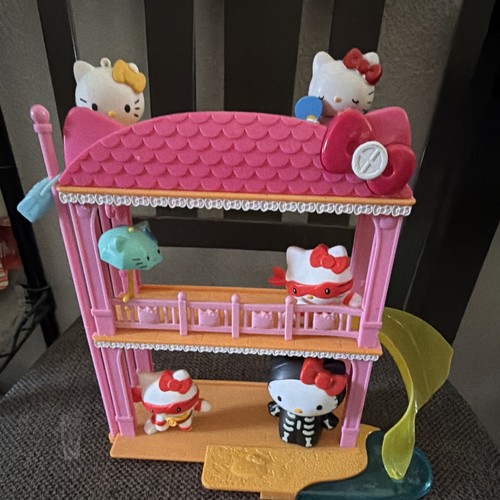 Hello kitty multi level doll - hello, multi-level