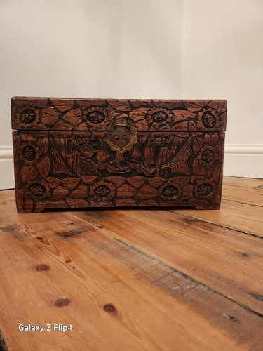 Vintage handcrafted of - vintage,