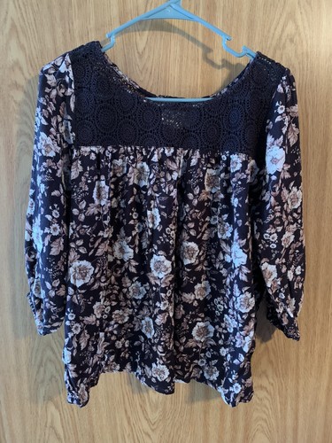 Womens brown flowery blouse - brown,