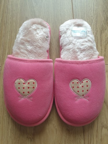 Ladies slippers size 4 - ladies,