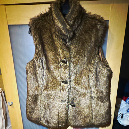 Wallis faux fur sleeveless - wallis,
