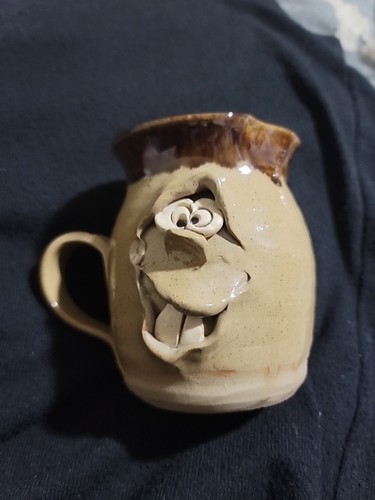 Vintage pretty ugly - vintage, pottery