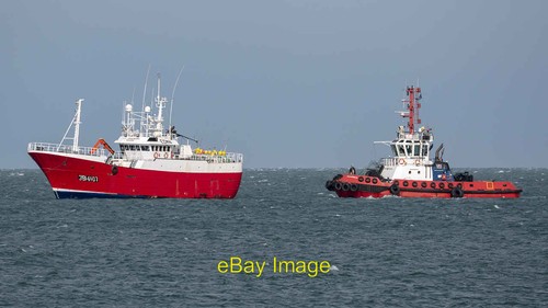 Photo 6x4 fishing - fishing, boat