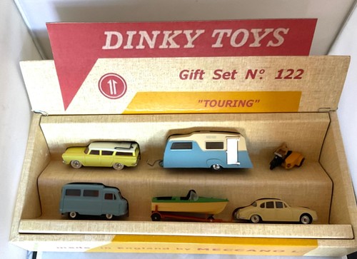 Dinky boxed gift set - dinky, 122